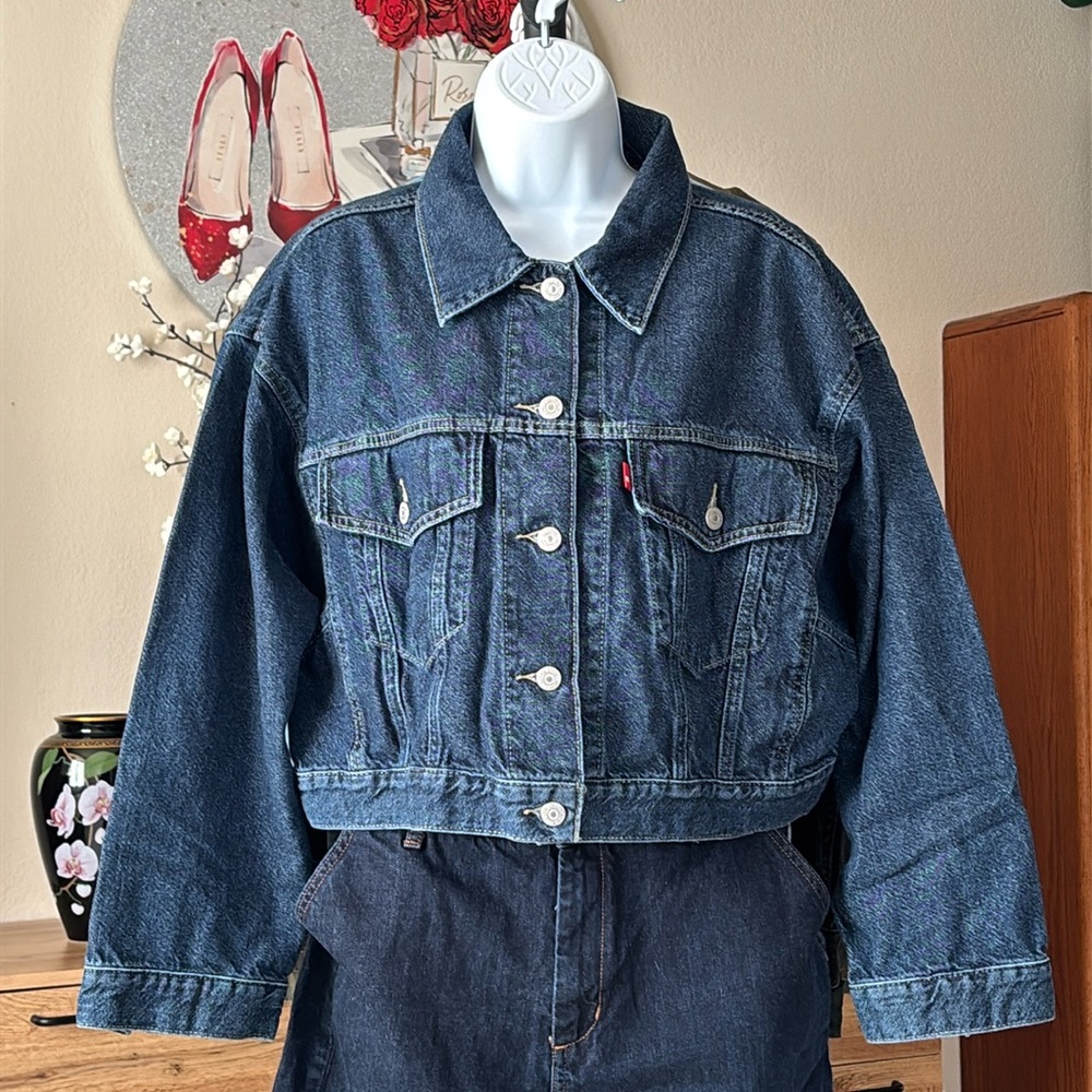 LEVI'S Denim Cropped Boxy Women's Jacket, Medium